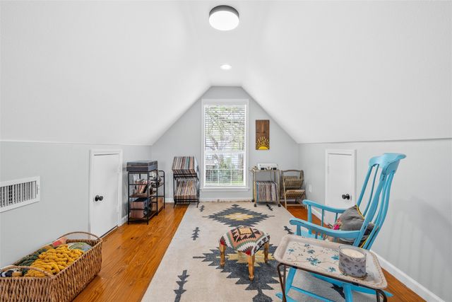 107 W Avenue F, Valley Mills, TX 76689