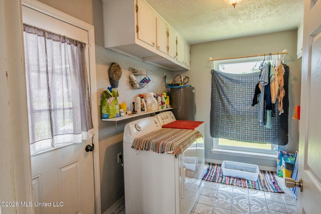 580 Nadine Dr, D'iberville, MS 39540