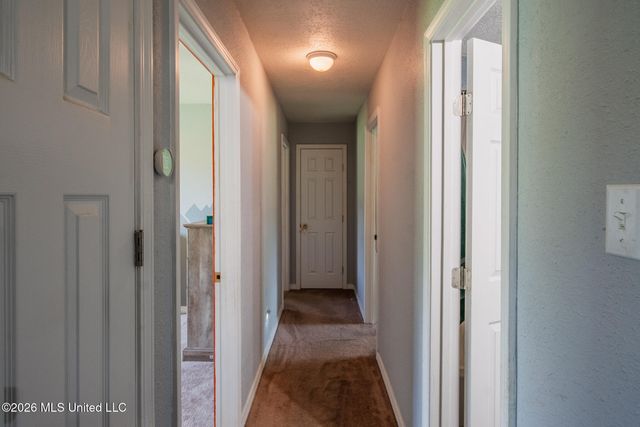 580 Nadine Dr, D'iberville, MS 39540