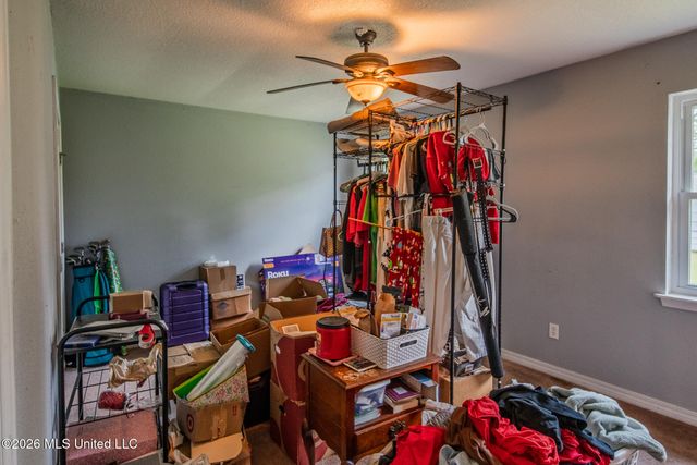 580 Nadine Dr, D'iberville, MS 39540