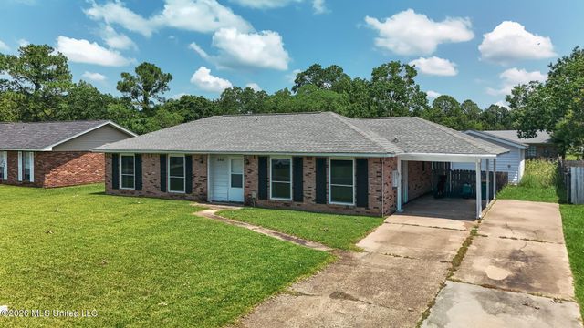 580 Nadine Dr, D'iberville, MS 39540