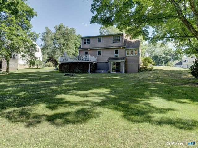 61 Hillcrest Road, Glastonbury, CT 06033