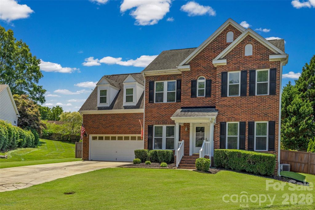 109 Oak Grove Court, Fort Mill, SC 29715