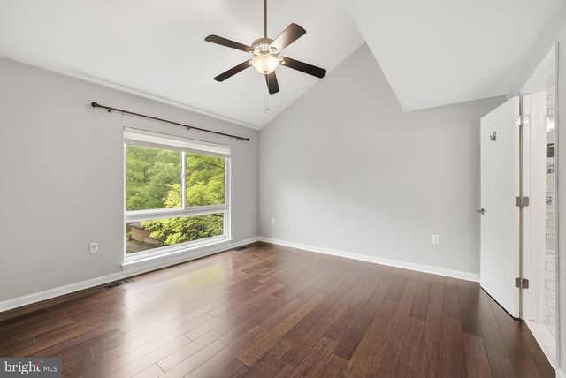 11926 ESCALANTE CT, Reston, VA 20191