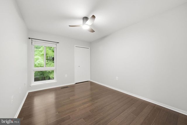 11926 ESCALANTE CT, Reston, VA 20191