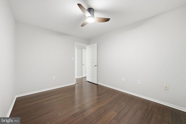11926 ESCALANTE CT, Reston, VA 20191