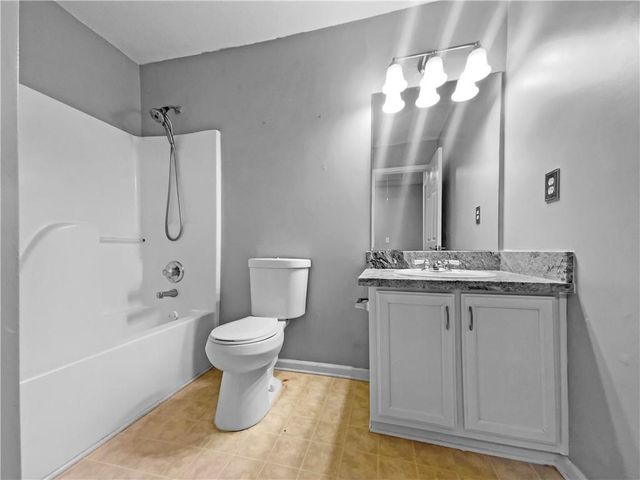5806 Waggoner Court, Rex, GA 30273