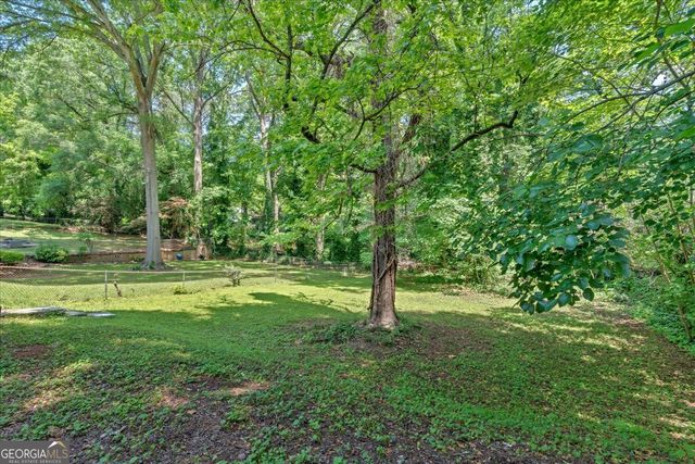 2210 Polar Rock Avenue SW, Atlanta, GA 30315