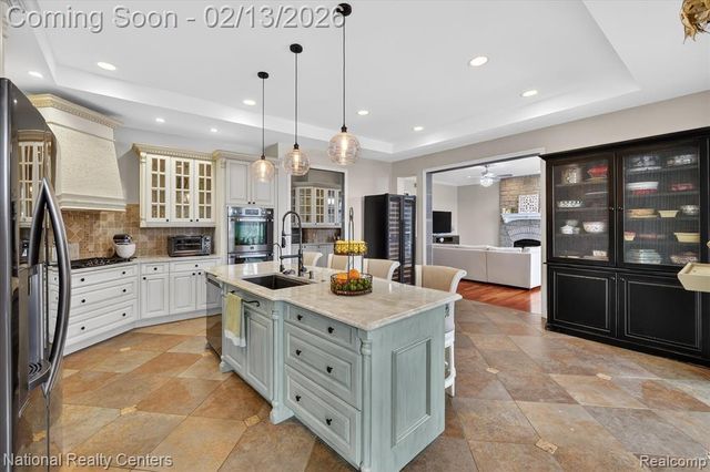 721 Elderberry Court, Walled Lake, MI 48390