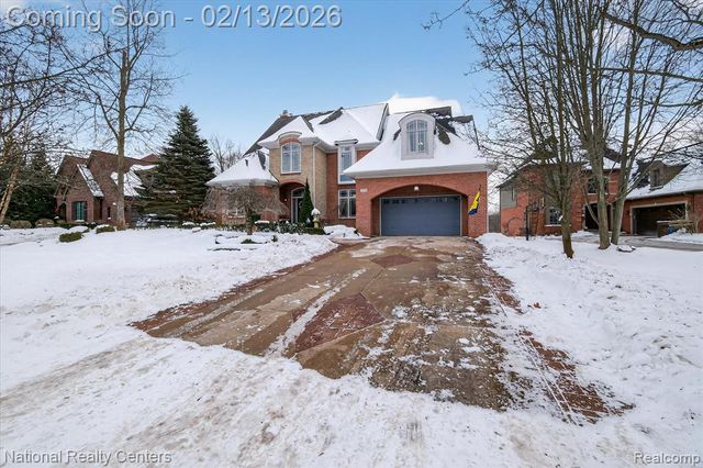 721 Elderberry Court, Walled Lake, MI 48390