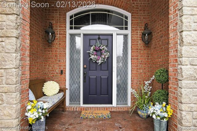 721 Elderberry Court, Walled Lake, MI 48390