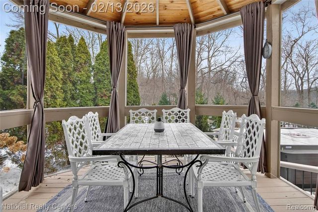 721 Elderberry Court, Walled Lake, MI 48390