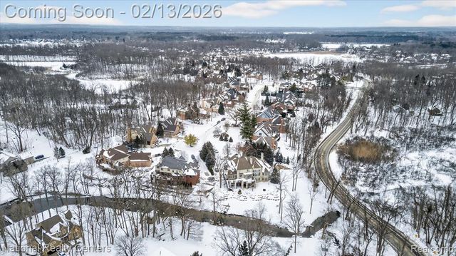 721 Elderberry Court, Walled Lake, MI 48390