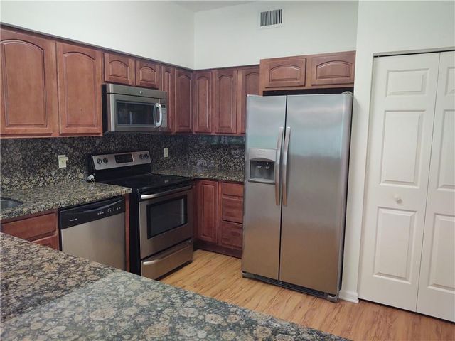 5801 Coach House Circle B, Boca Raton, FL 33486