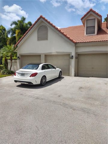 5801 Coach House Circle B, Boca Raton, FL 33486