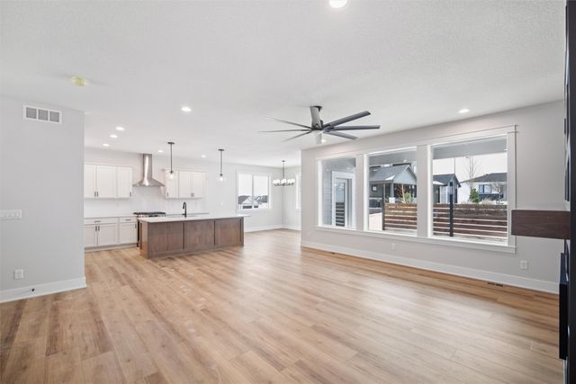 14311 Catalpa Drive, Urbandale, IA 50323