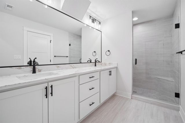 14311 Catalpa Drive, Urbandale, IA 50323