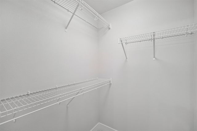 14311 Catalpa Drive, Urbandale, IA 50323