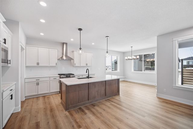 14311 Catalpa Drive, Urbandale, IA 50323