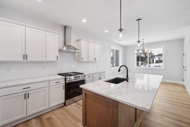 14311 Catalpa Drive, Urbandale, IA 50323