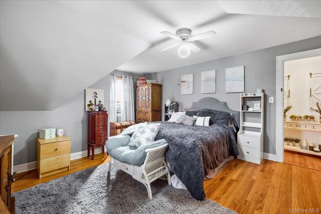 11 W 2nd Street, Freeport, NY 11520