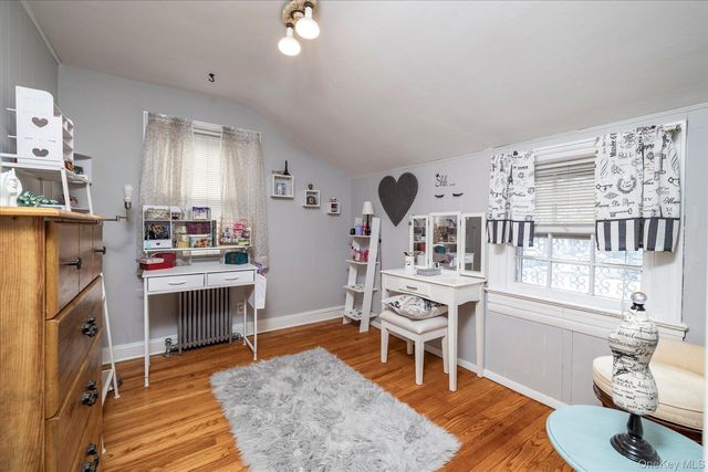 11 W 2nd Street, Freeport, NY 11520