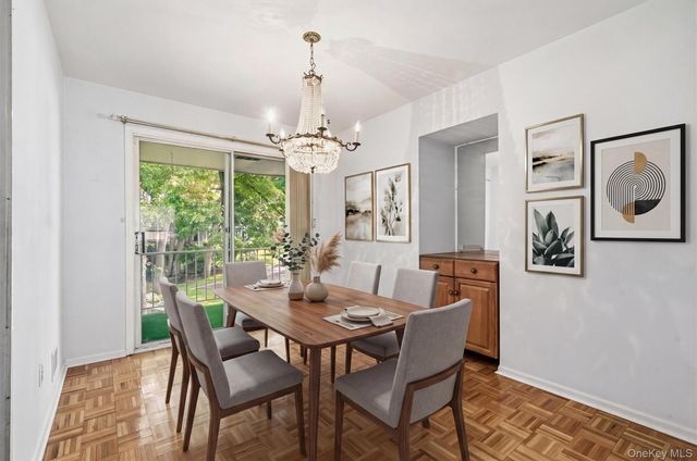 35 Milford Lane X8, Suffern, NY 10901