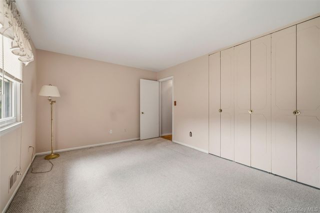 35 Milford Lane X8, Suffern, NY 10901