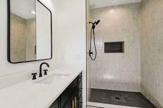 2620 Albion St, Nashville, TN 37208