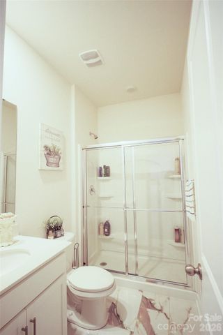 8022 Rowling Drive, Charlotte, NC 28215