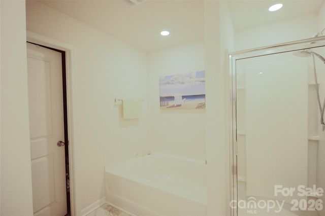 8022 Rowling Drive, Charlotte, NC 28215