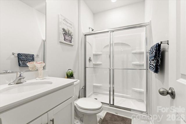 8022 Rowling Drive, Charlotte, NC 28215