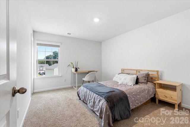 8022 Rowling Drive, Charlotte, NC 28215
