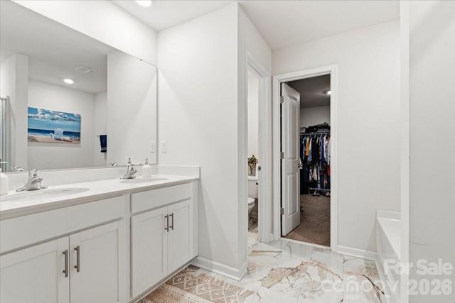 8022 Rowling Drive, Charlotte, NC 28215