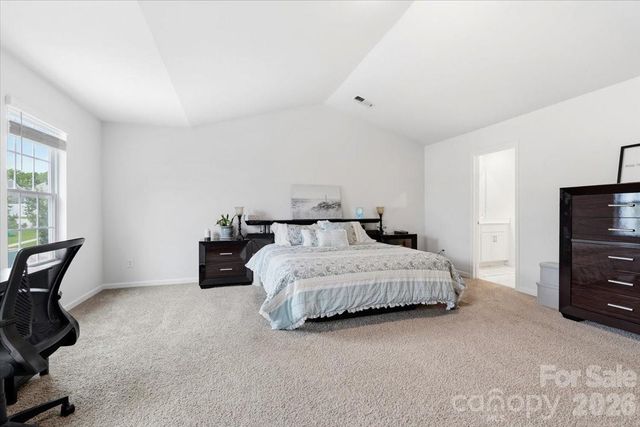 8022 Rowling Drive, Charlotte, NC 28215