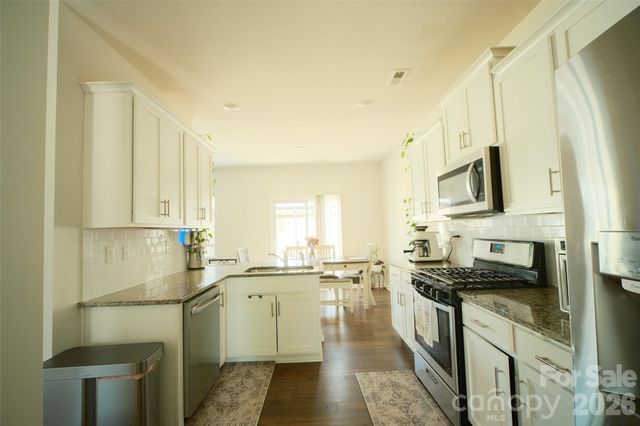 8022 Rowling Drive, Charlotte, NC 28215