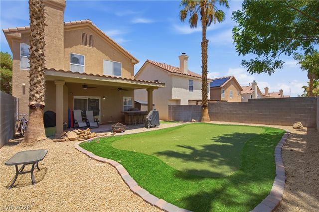 8325 Classic Villa Court, Las Vegas, NV 89128