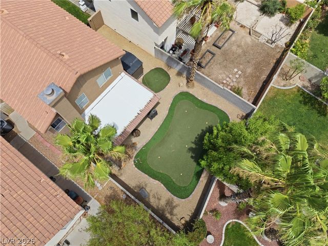 8325 Classic Villa Court, Las Vegas, NV 89128