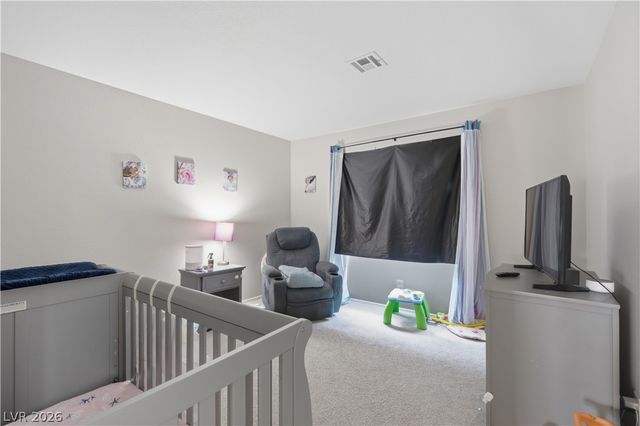 8325 Classic Villa Court, Las Vegas, NV 89128