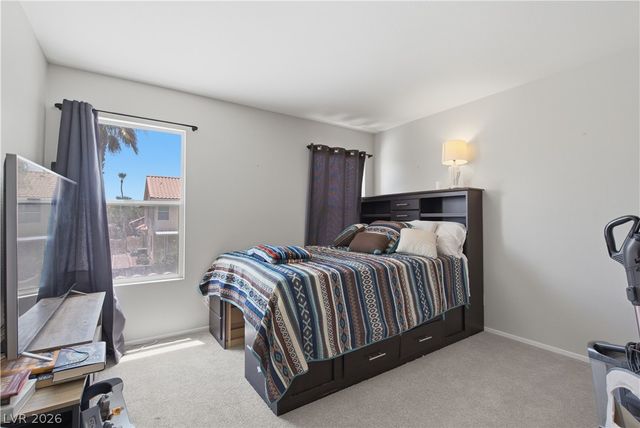 8325 Classic Villa Court, Las Vegas, NV 89128