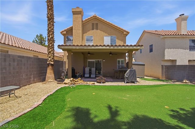 8325 Classic Villa Court, Las Vegas, NV 89128