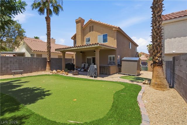 8325 Classic Villa Court, Las Vegas, NV 89128