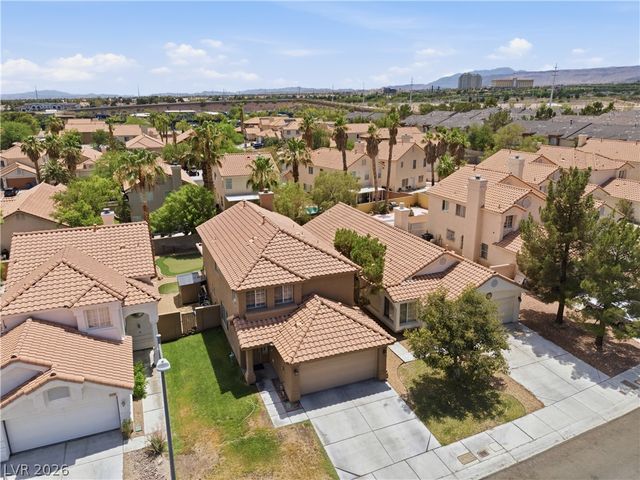 8325 Classic Villa Court, Las Vegas, NV 89128