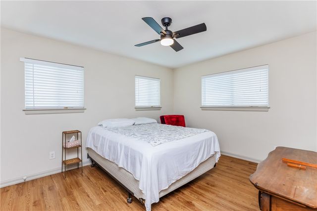 3926 & 3918 Marlin Dr, Corpus Christi, TX 78418