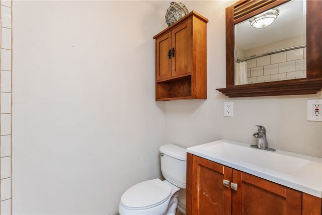 3926 & 3918 Marlin Dr, Corpus Christi, TX 78418