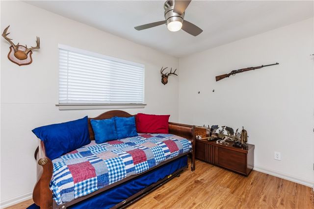 3926 & 3918 Marlin Dr, Corpus Christi, TX 78418
