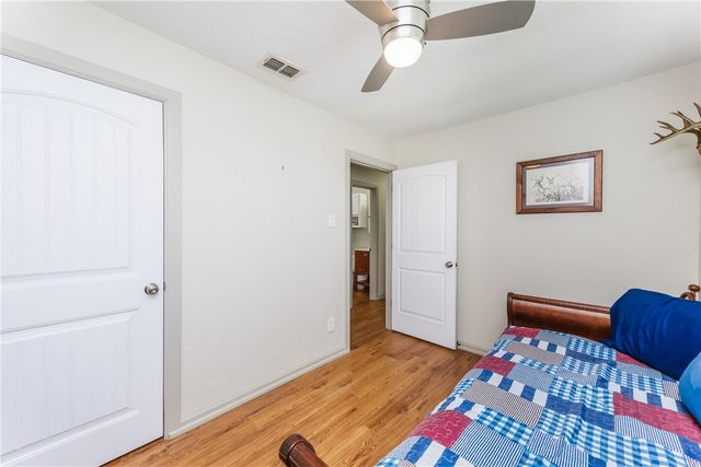 3926 & 3918 Marlin Dr, Corpus Christi, TX 78418