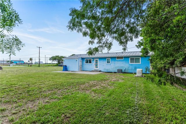 3926 & 3918 Marlin Dr, Corpus Christi, TX 78418