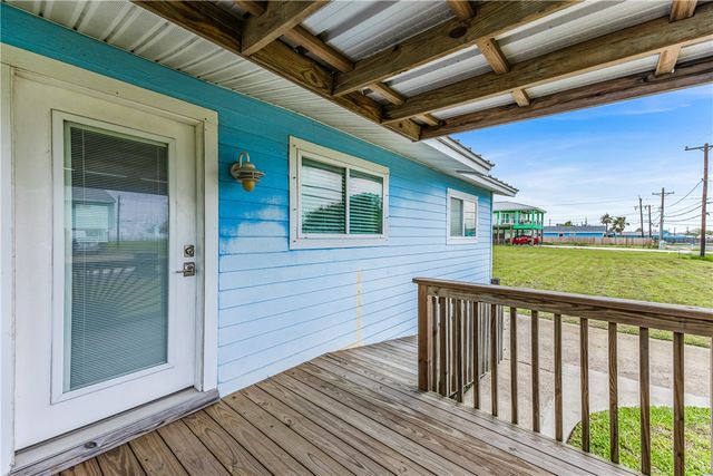 3926 & 3918 Marlin Dr, Corpus Christi, TX 78418