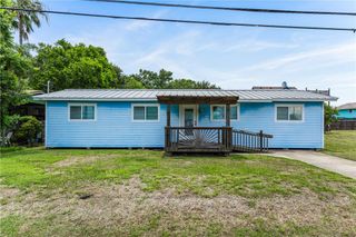 3926 & 3918 Marlin Dr, Corpus Christi, TX 78418